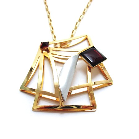 Long 36" Gold-tone and Red Acrylic Layered Squares Necklace - Click Image to Close